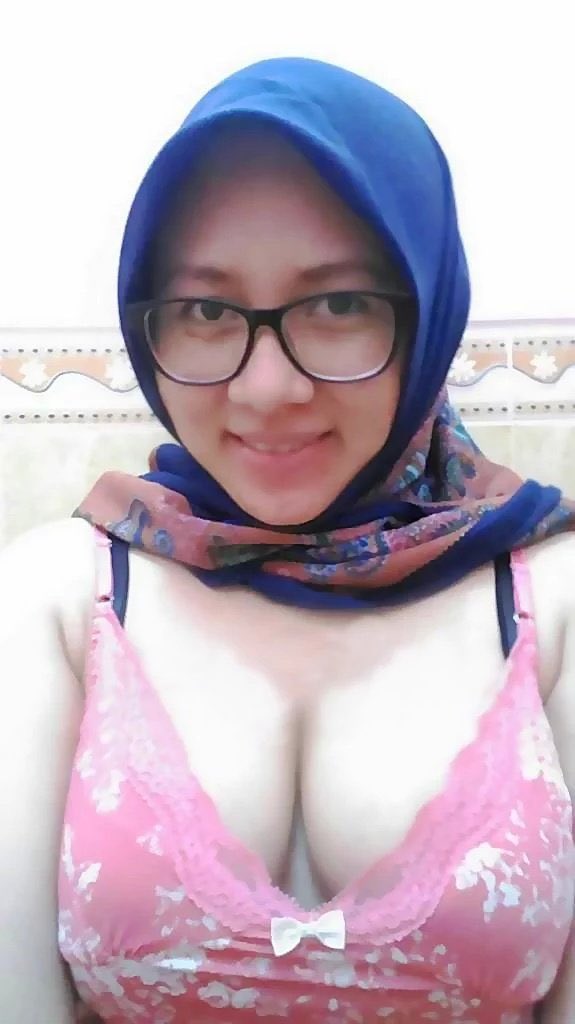 Indo Viral Video Digoyang Tante Hijab Kenal Di Instagram Yandex Indonesia Terbaru Top Trending Global 2026
